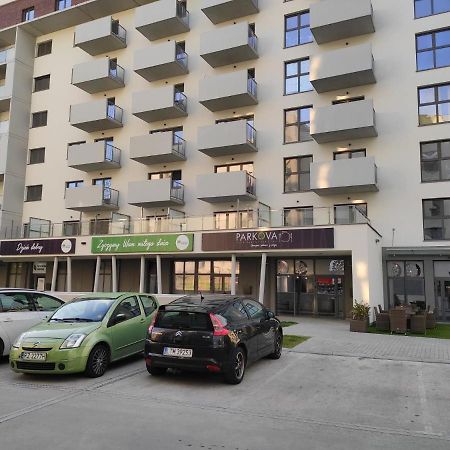 Apartament Parkowy Apartman Rzeszów Kültér fotó