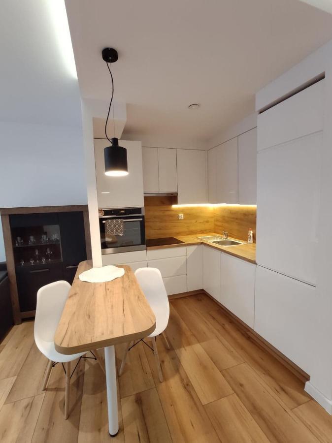 Apartament Parkowy Apartman Rzeszów Kültér fotó